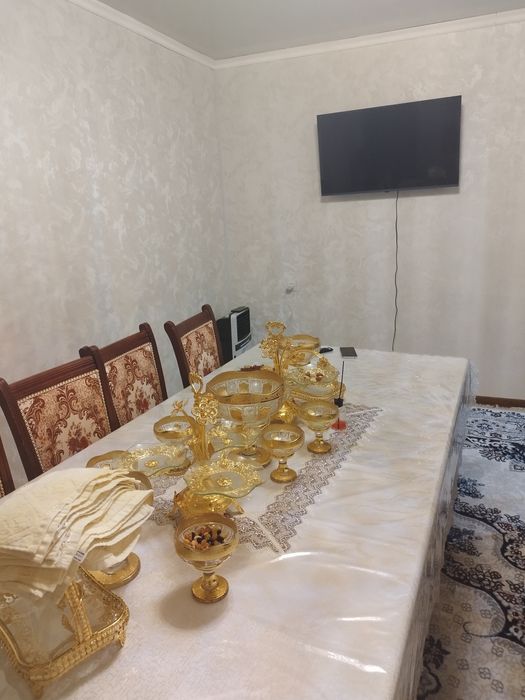 4 этажли дом.4 этаж.3 хонали.Гулбохор РОВД енида.40000$келишилади