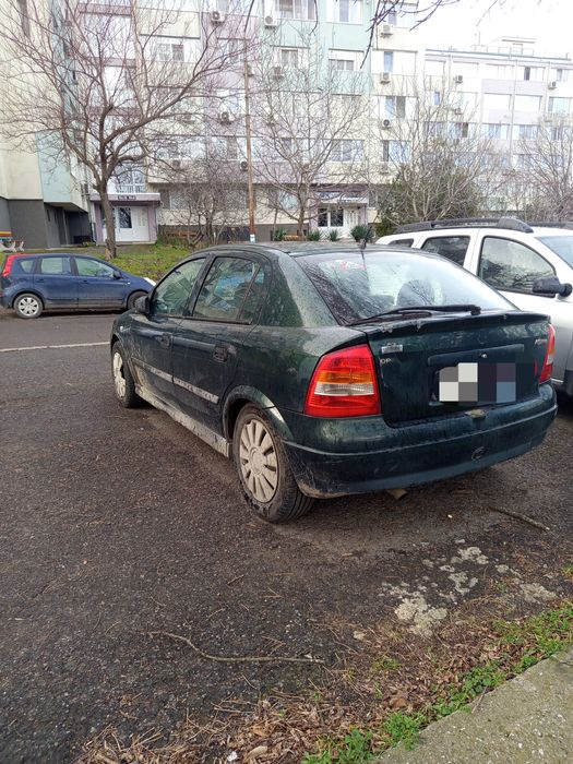 Продавам само на части Опел Астра Г