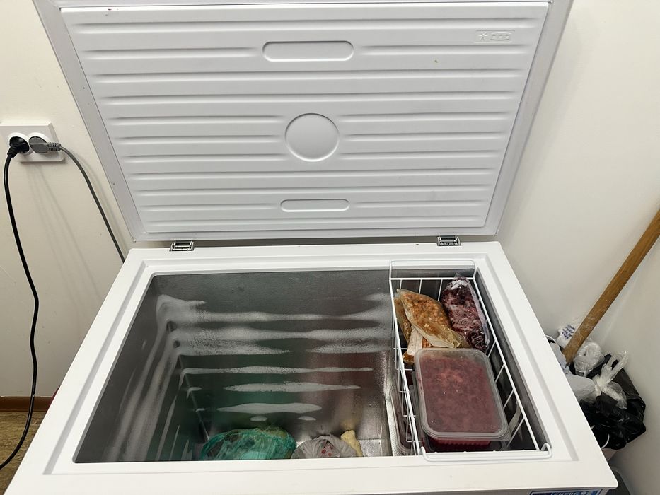 Продам морозильник