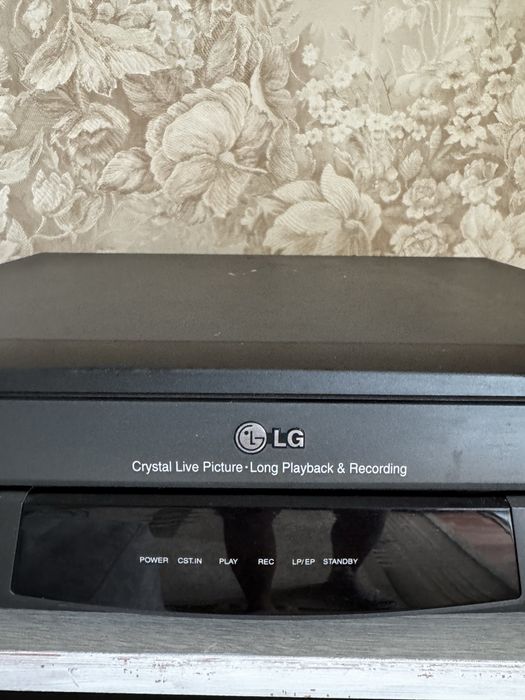 Видеомагнитофон LG BL162W (VHS) – Корея