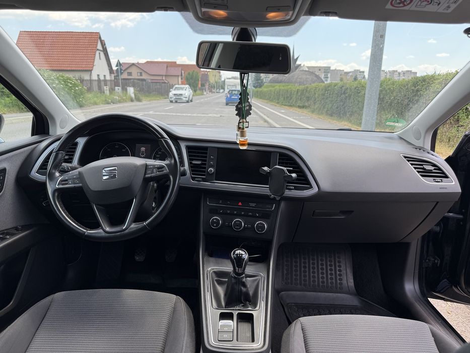 SEAT Leon 2020 — imagine 3
