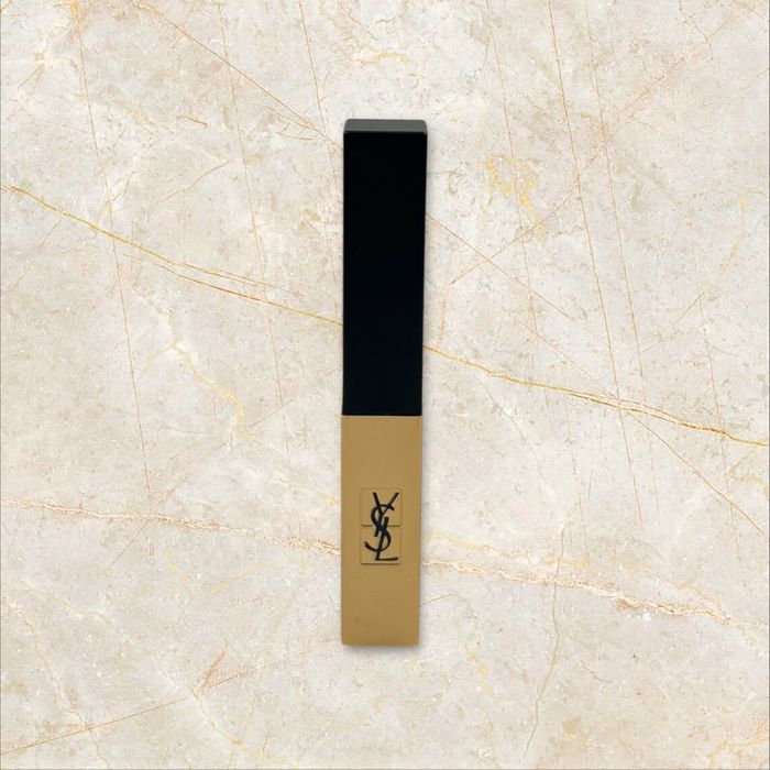 Yves Saint Laurent Червило за устни