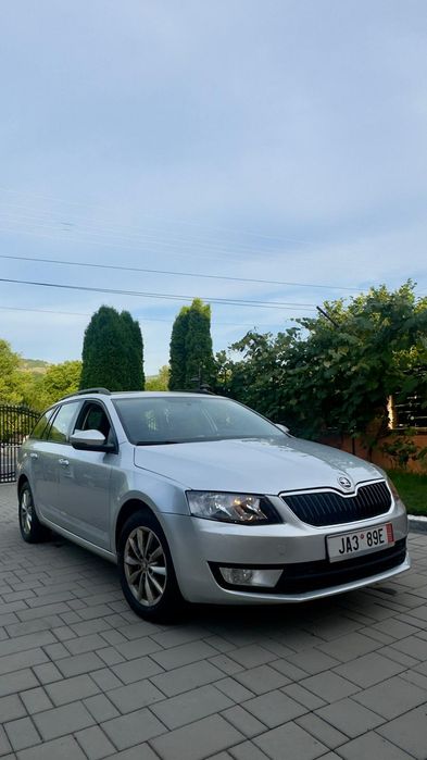 Vând skoda octavia