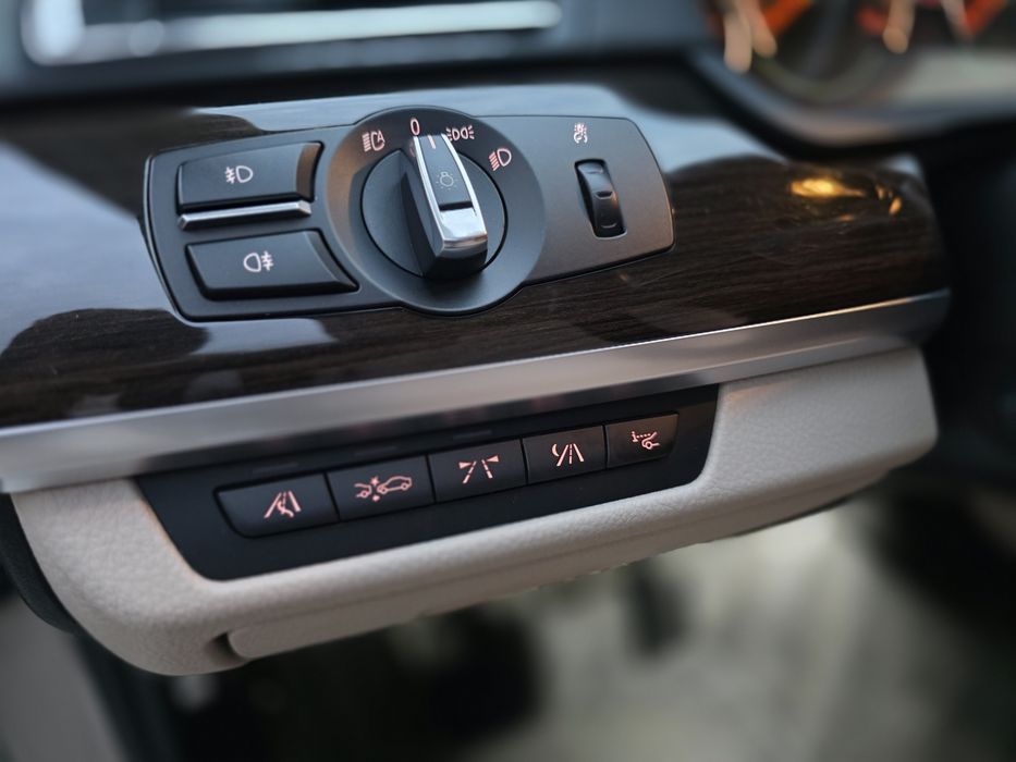 Bmw 740d x-drive 5 butoane 2011