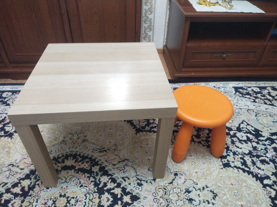 Столик и стульчик Икеа