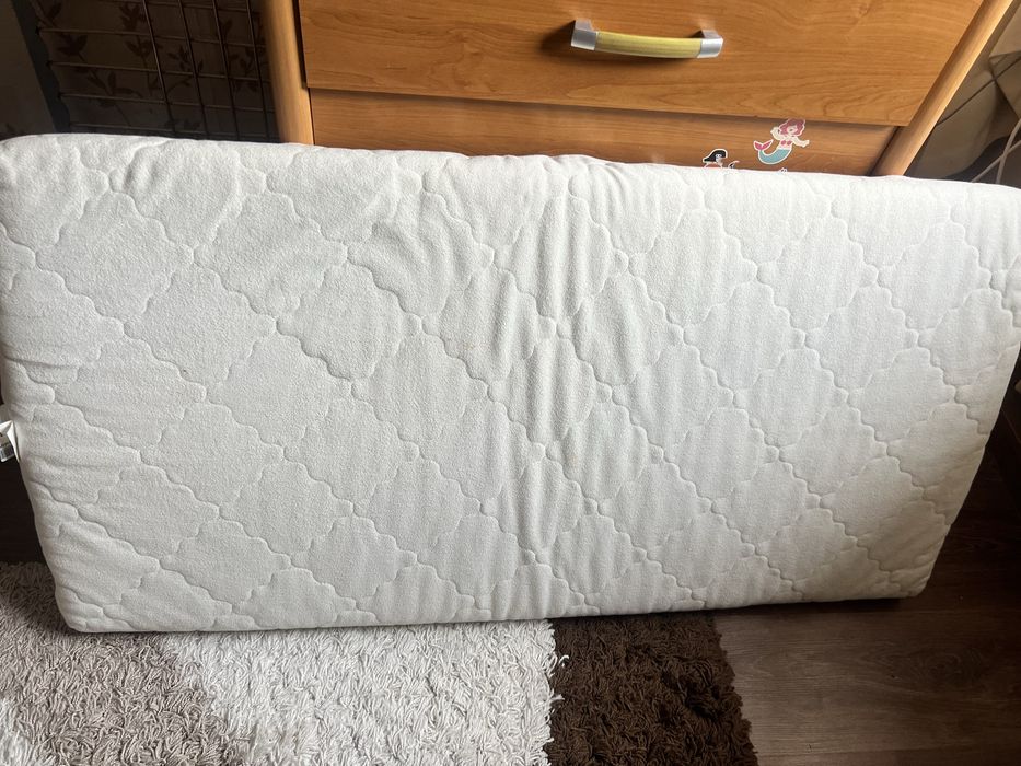 Продам кроватку манеж