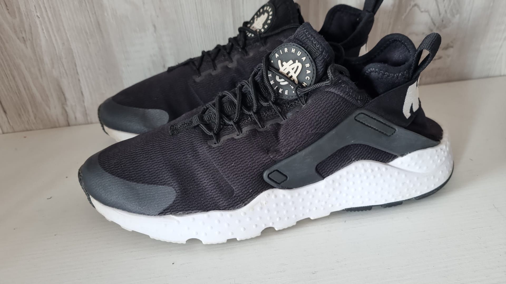 Nike Air Huarache Run Ultra m rime 40.5 Craiova OLX.ro