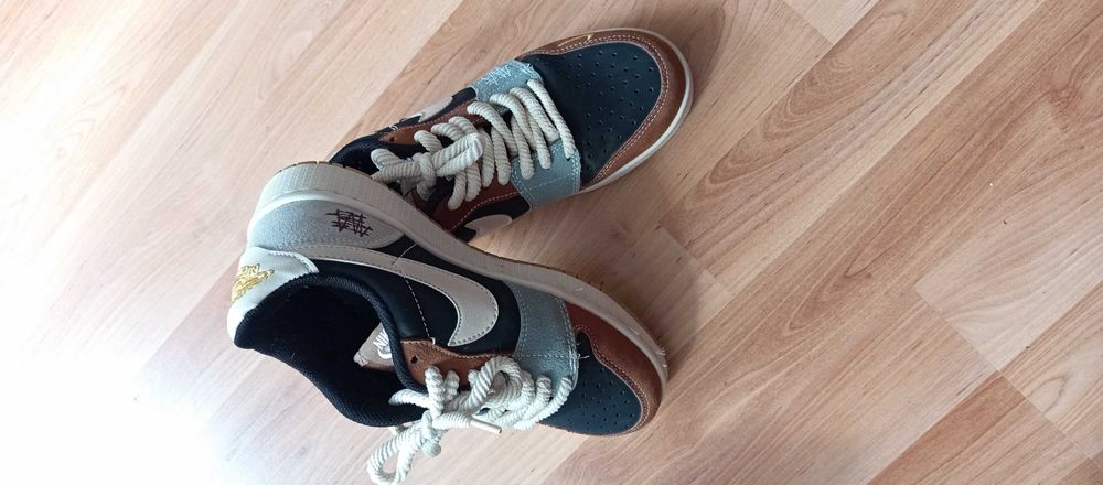 Маратонки Nike 36 номер