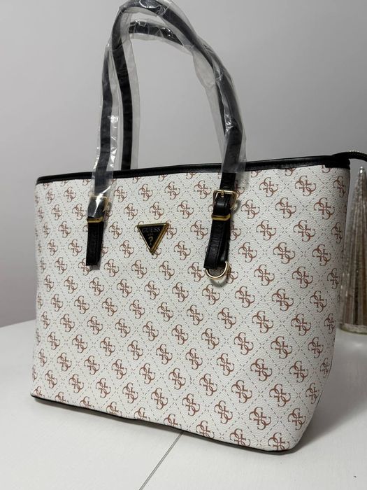 geanta dama Guess