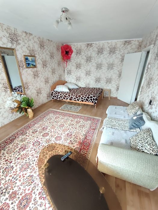 Продам 2 х комн квар. 3-22, 2 этаж.