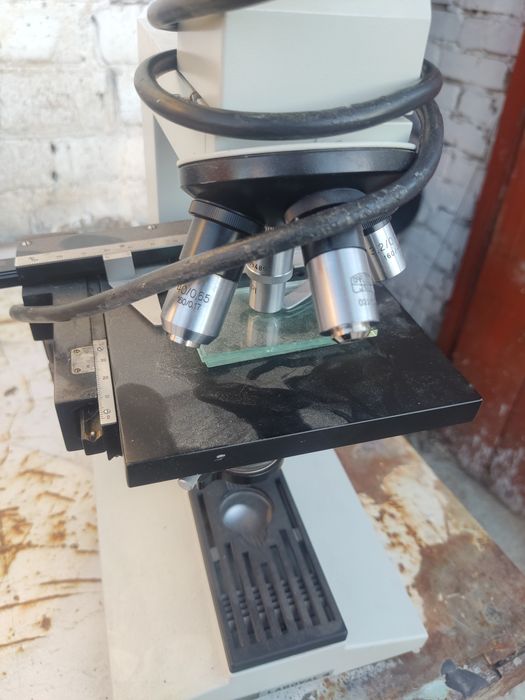 Микроскоп лабараторный б.у