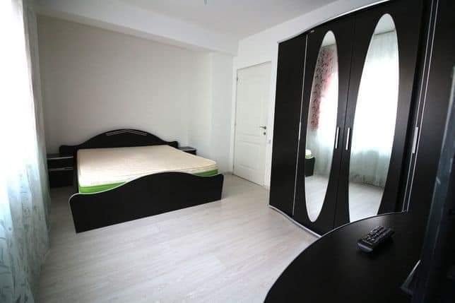 Apartament 2 camere decomandate zona Vivo