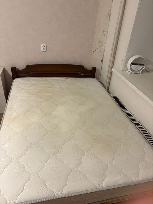 Продам кровать , полуторка