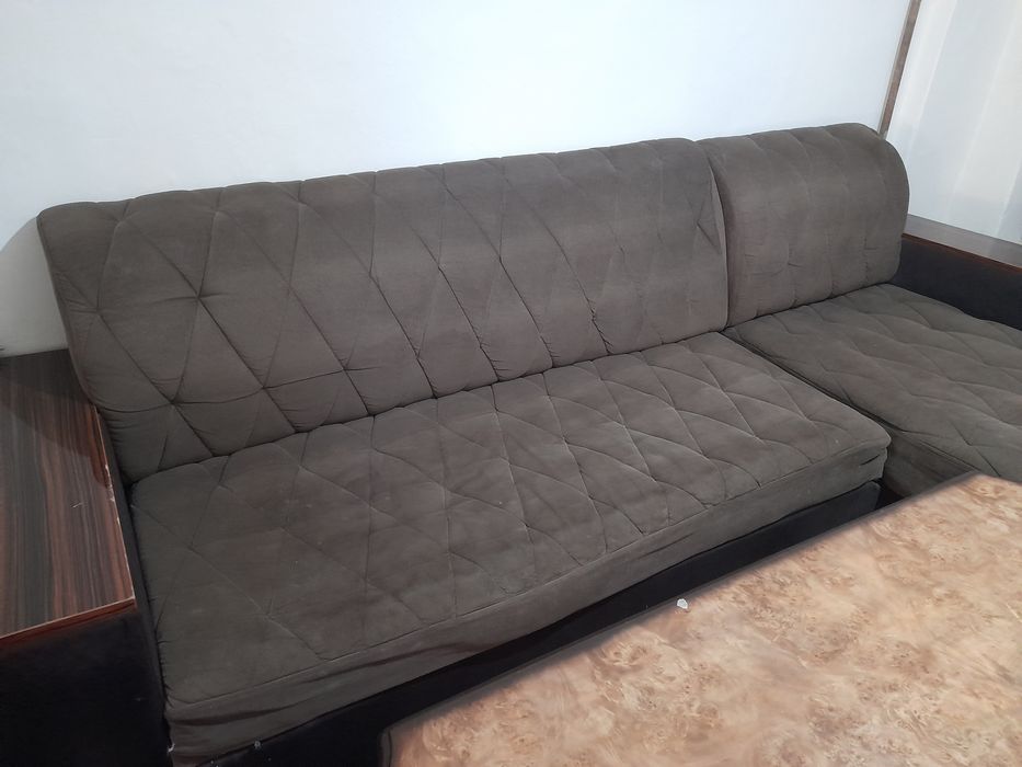 Диван сотилади, 2 кишили