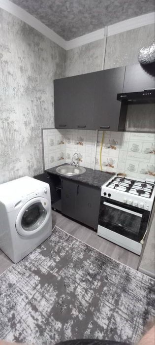 Kvartira sotiladi shayxontoxur oq tepa 1/4/4 38 m2