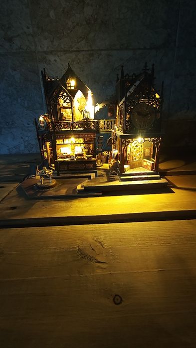 Волшебный домик.