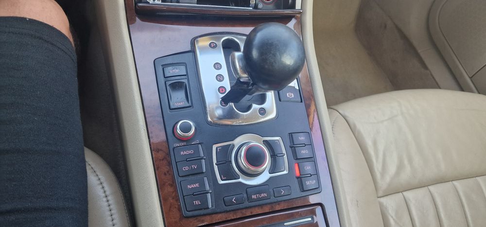 Audi a8 d3 на части
