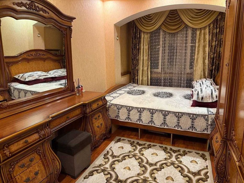 Medgaradok da 4 xonali 2 Etaj Kvartira ARzon Narxda SOTILADI !!