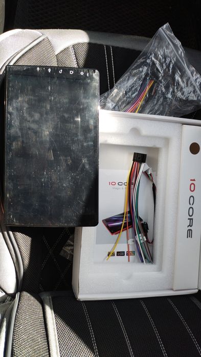 Андроид манитола на автомобиль