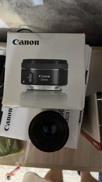 Обьективы Canon 75-300 , 50mm