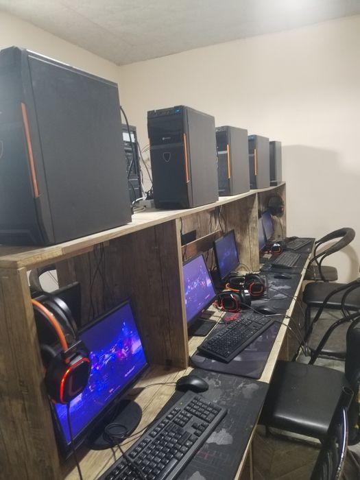 Kompьyuter sotildi 10 dona