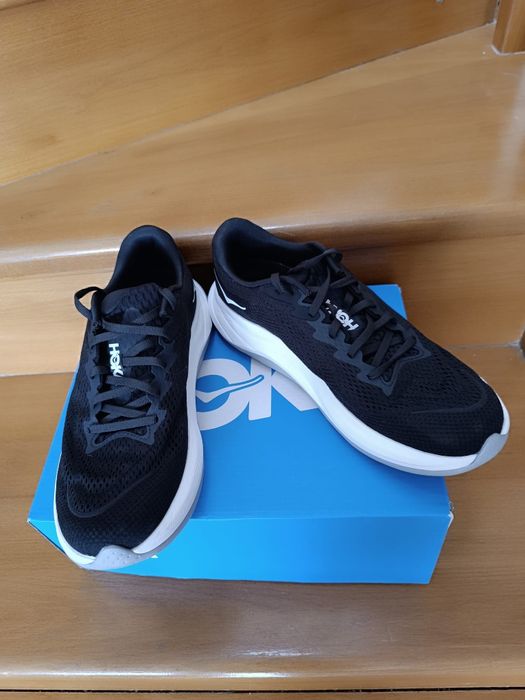 Vând HOKA RINCON 4, NOI, Size 42 2/3