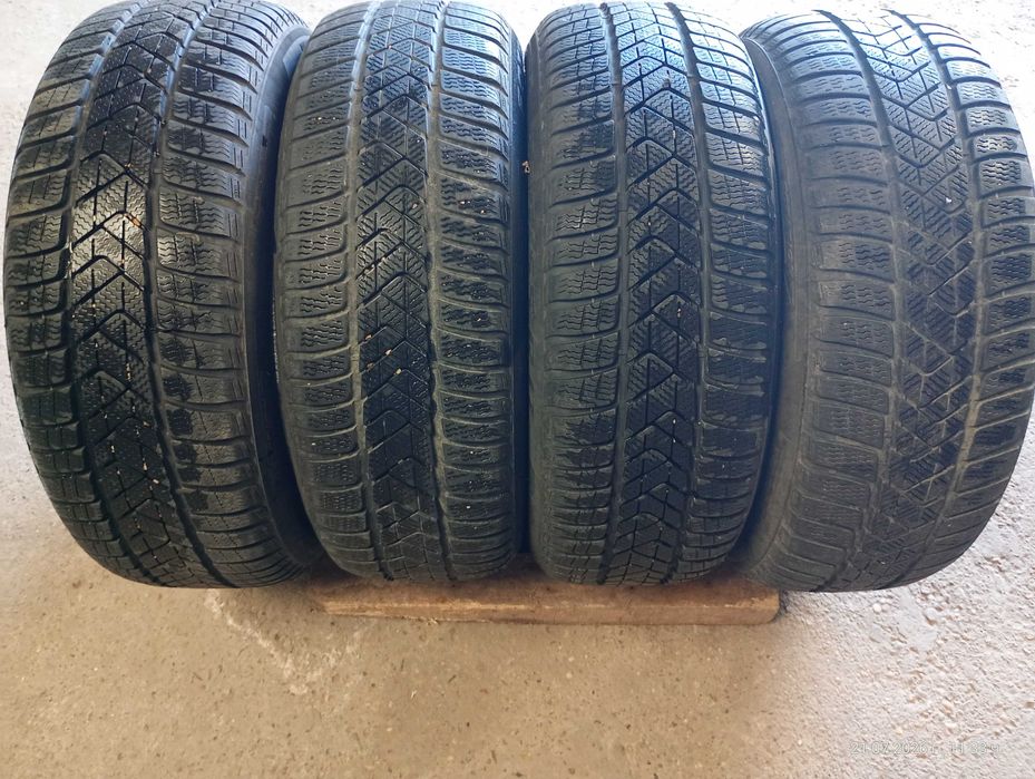 Зимни гуми 225/55/17 Pirelli