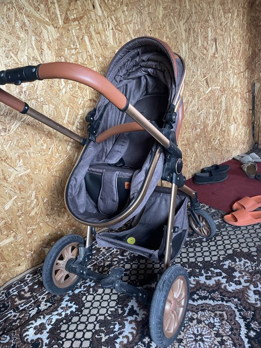 Продам дескую коляску