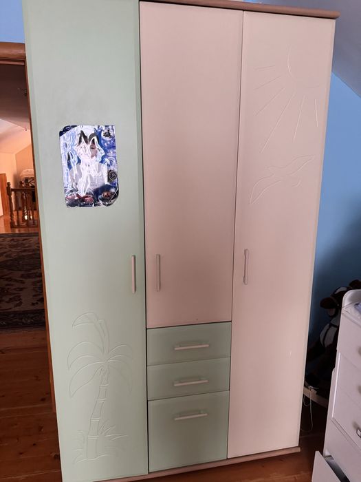 Продам детские шкафы