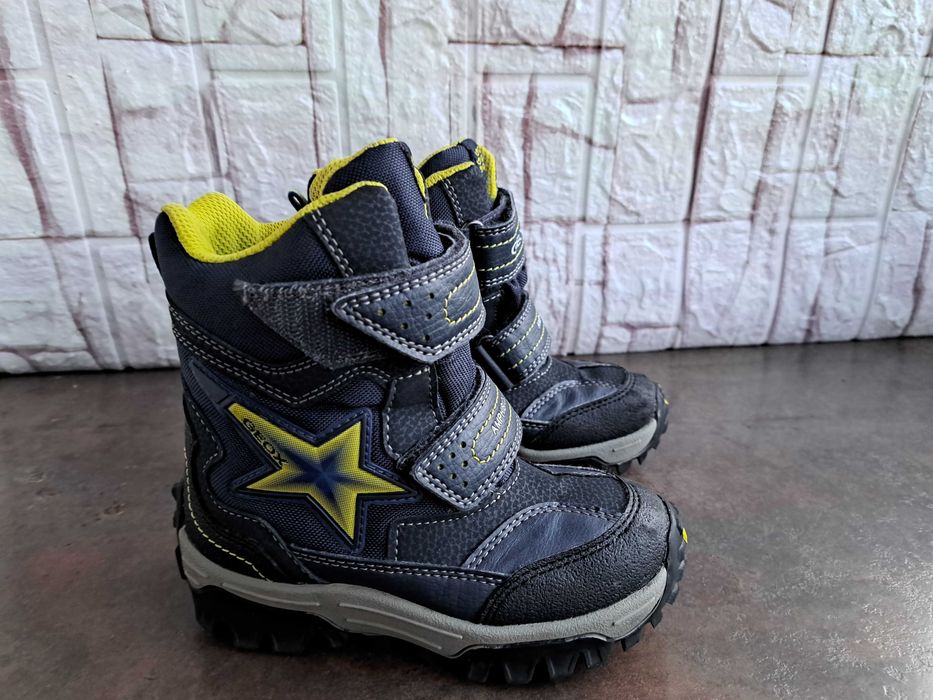 детски ботуши,зимни обувки,боти,апрески,Geox номер26 за момче,геокс