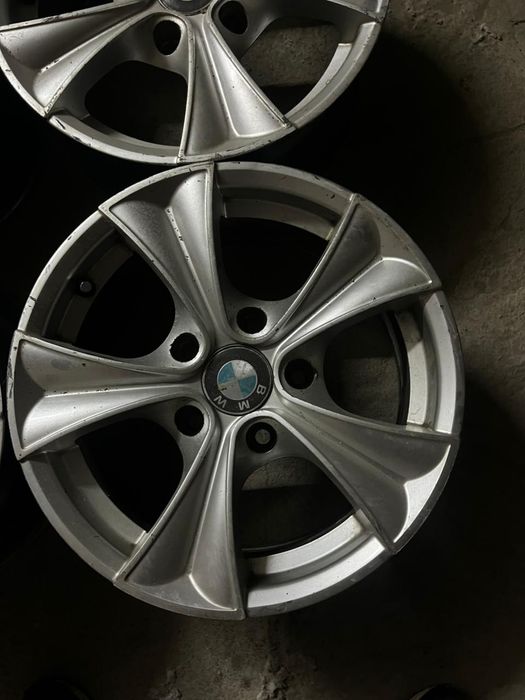 Продам диски бмв R15