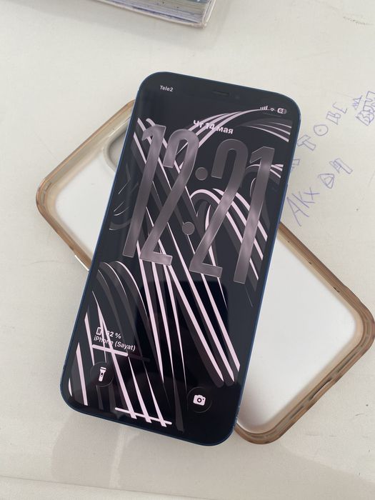 iPhone 12