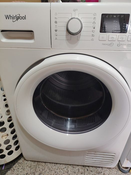 Uscător de rufe Whirlpool