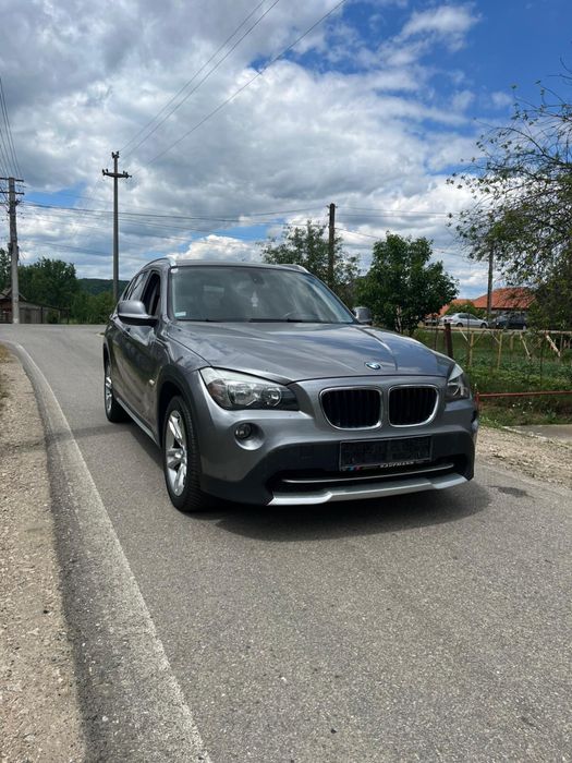 BMW X1 2011 — imagine 2