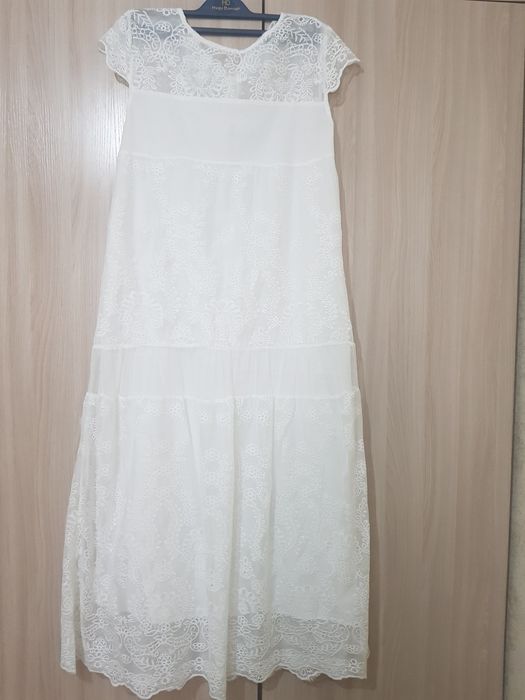 Женские платья на выход