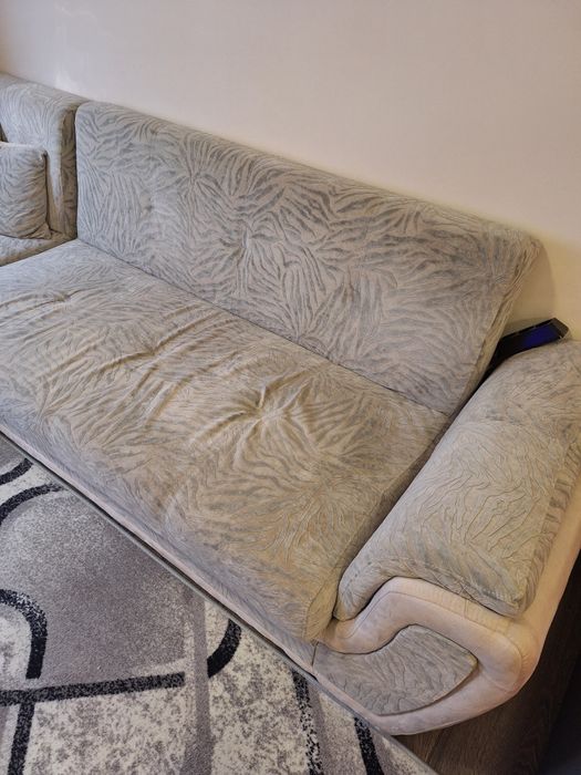 Ъглов диван десен