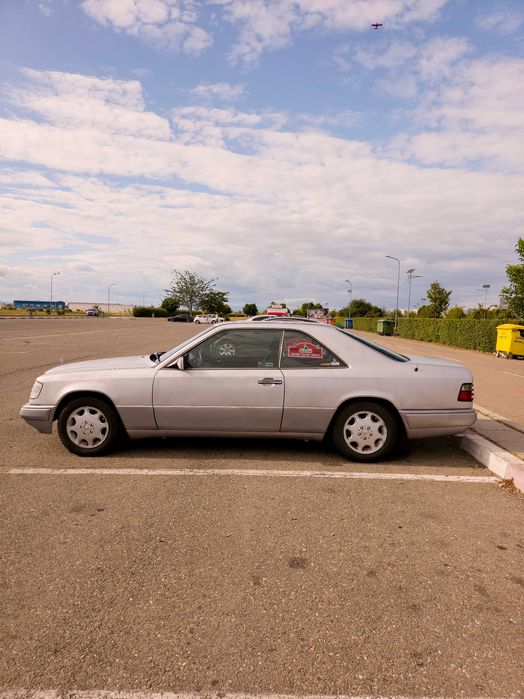 MERCEDES-BENZ E-Class 1993 — imagine 3