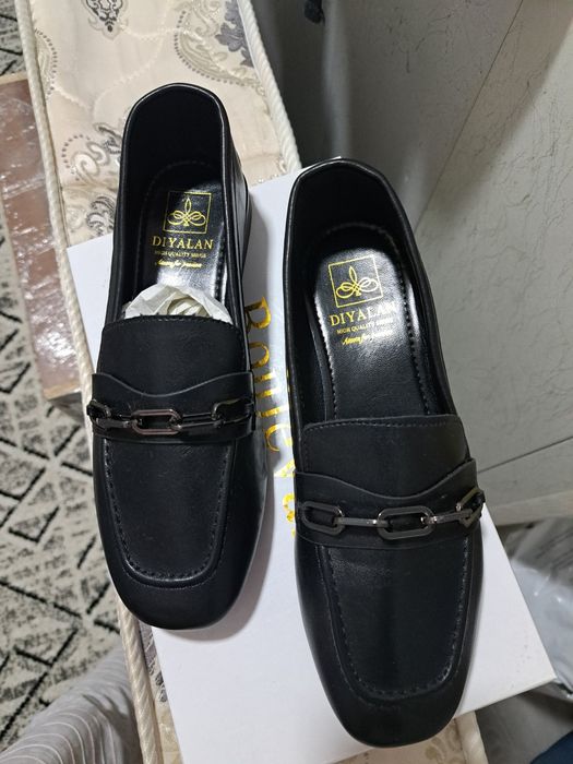 Новые туфельки 36 размер .