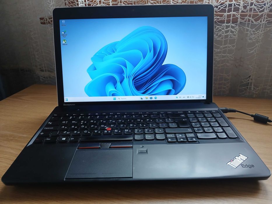 Лаптоп Lenovo ThinkPad Т530 с проблем!