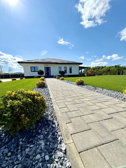 CASE MODERNE -Plan parter Preț: 120.000€ + TVA