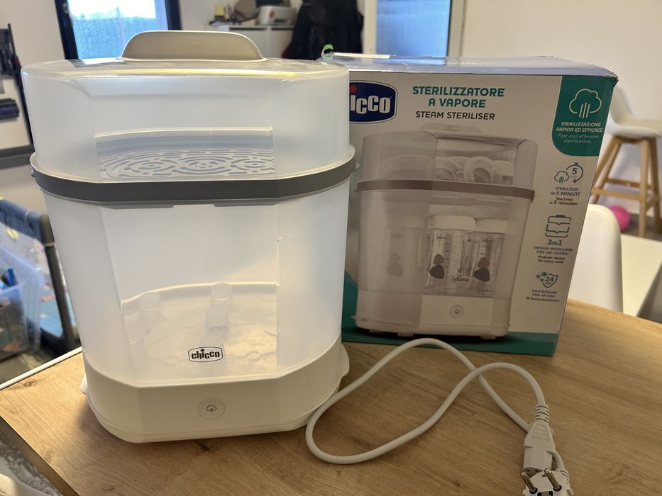 Sterilizator biberoane Chicco 3in1