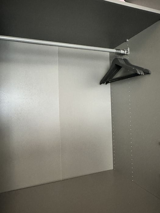 Vand dulap ikea urgent!!