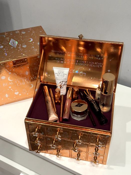 Charlotte tilbury advent