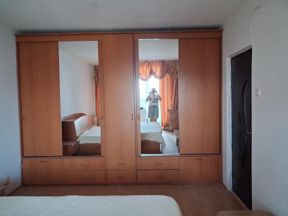 Inchiriez apartament 2 camere
