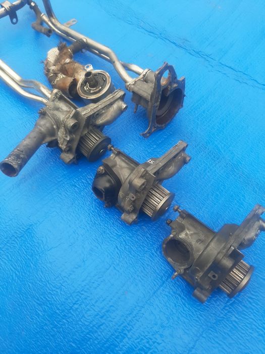 Корпус термостата,помпы 3S,5S-FE TAYOTA