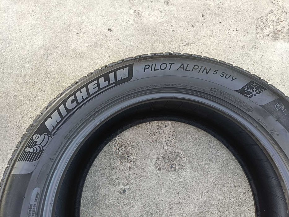 Doua anvelope noi de iarna 275 50 20 michelin pilot alpin 5 suv MO