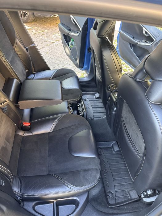 Volvo V40 Masina personala ..Detin facturi la toate piesele schimbate !