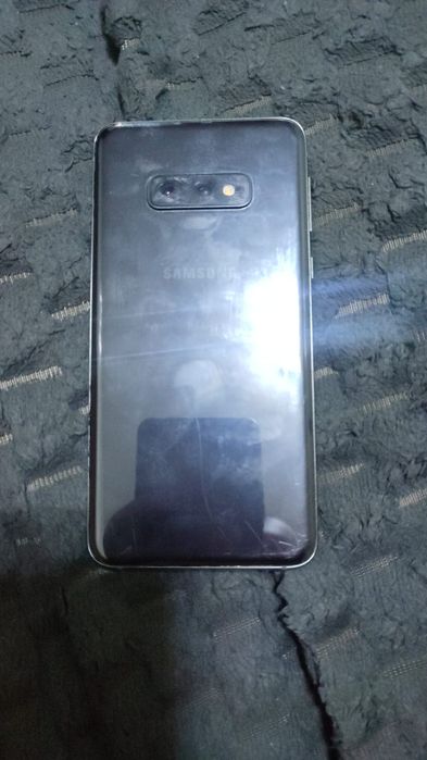 Саммунг с10е,128гб