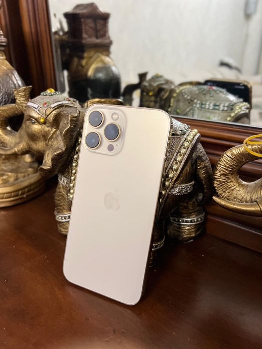 Продам айфон 13 про макс