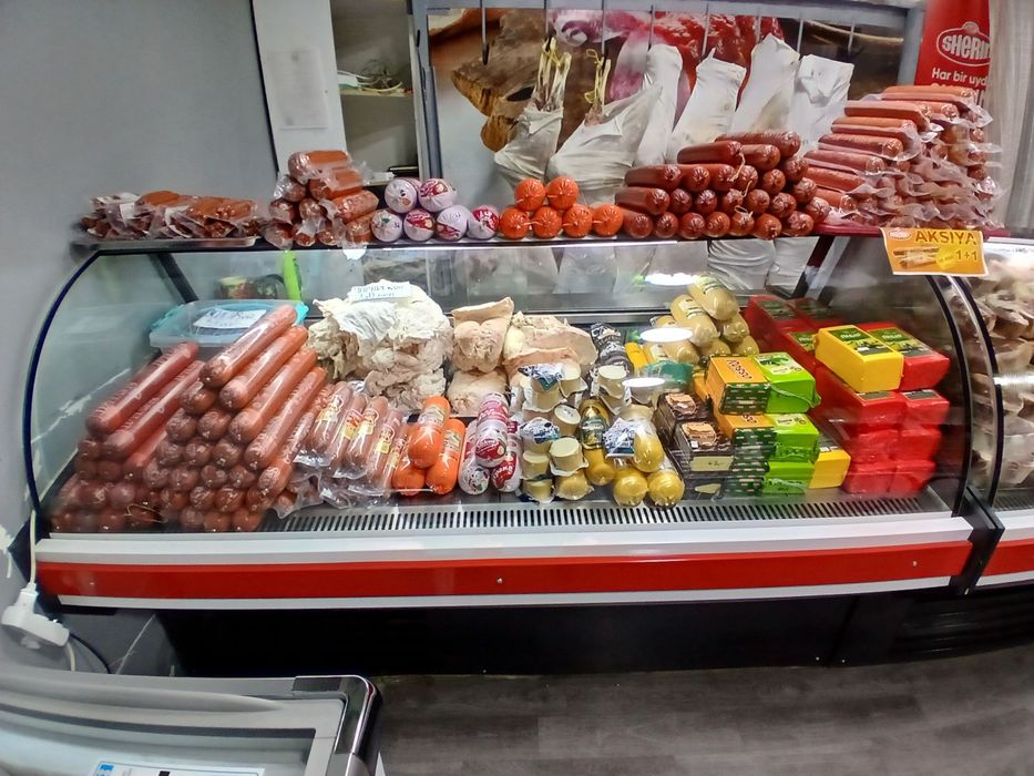 Vitrinniy xaladelnik